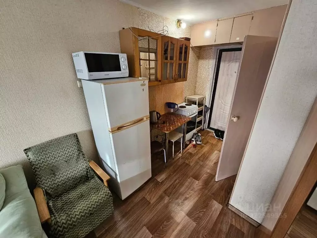 Студия Приморский край, Владивосток Луговая ул., 50 (24.0 м) - Фото 2