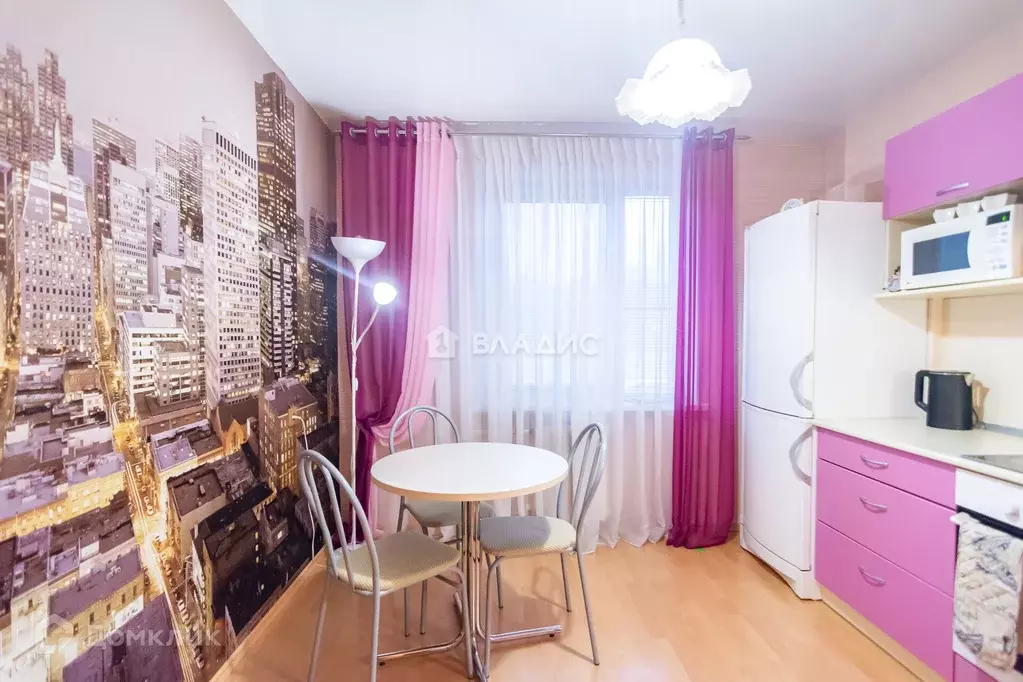 Продаётся 2-к квартира, 60 м - Фото 0
