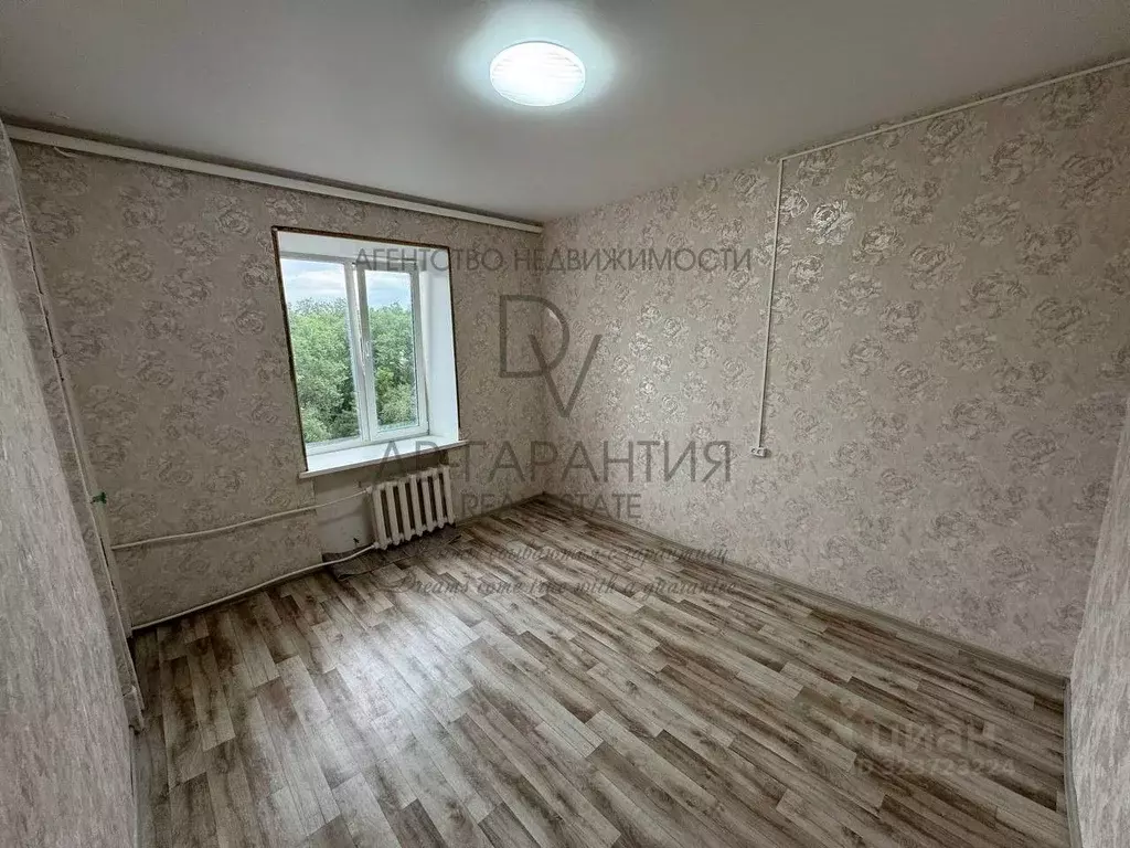 Комната Хабаровский край, Комсомольск-на-Амуре ул. Кирова, 31 (14.3 м) - Фото 1