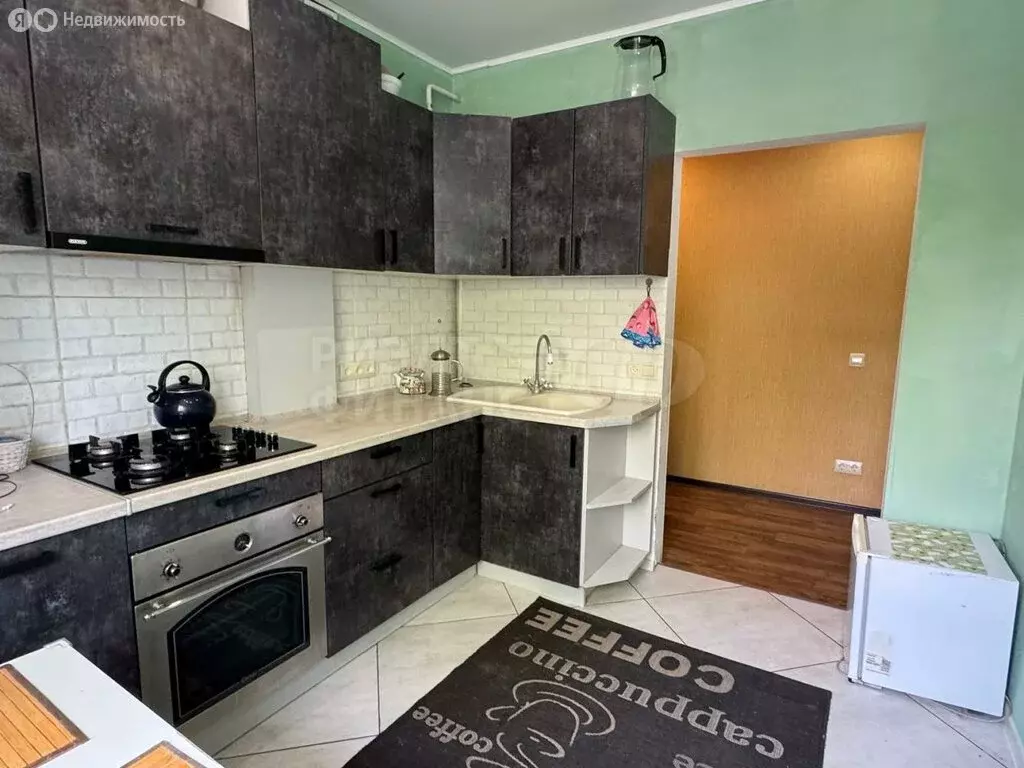 3-комнатная квартира: Калининград, Красная улица, 78 (80 м) - Фото 0
