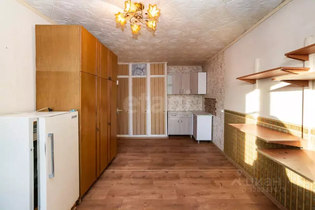 Комната Курганская область, Курган Центральный жилрайон, ул. 1 Мая, 21 ... - Фото 1