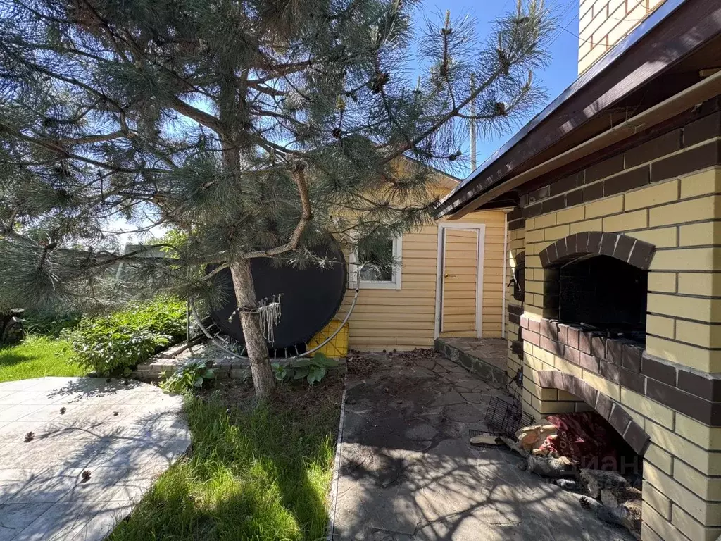 Коттедж в Волгоградская область, Волгоград Калиновская ул., 8 (289 м) - Фото 0