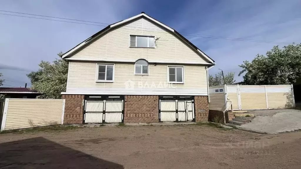 Дом в Бурятия, Улан-Удэ Южный мкр, ул. Сахалинская, 20А (317 м) - Фото 1