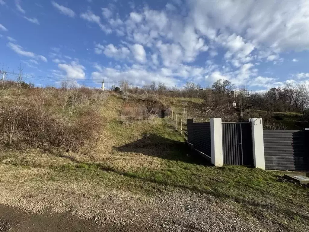 Участок в Крым, Алушта муниципальный округ, с. Изобильное ул. Речная, ... - Фото 1