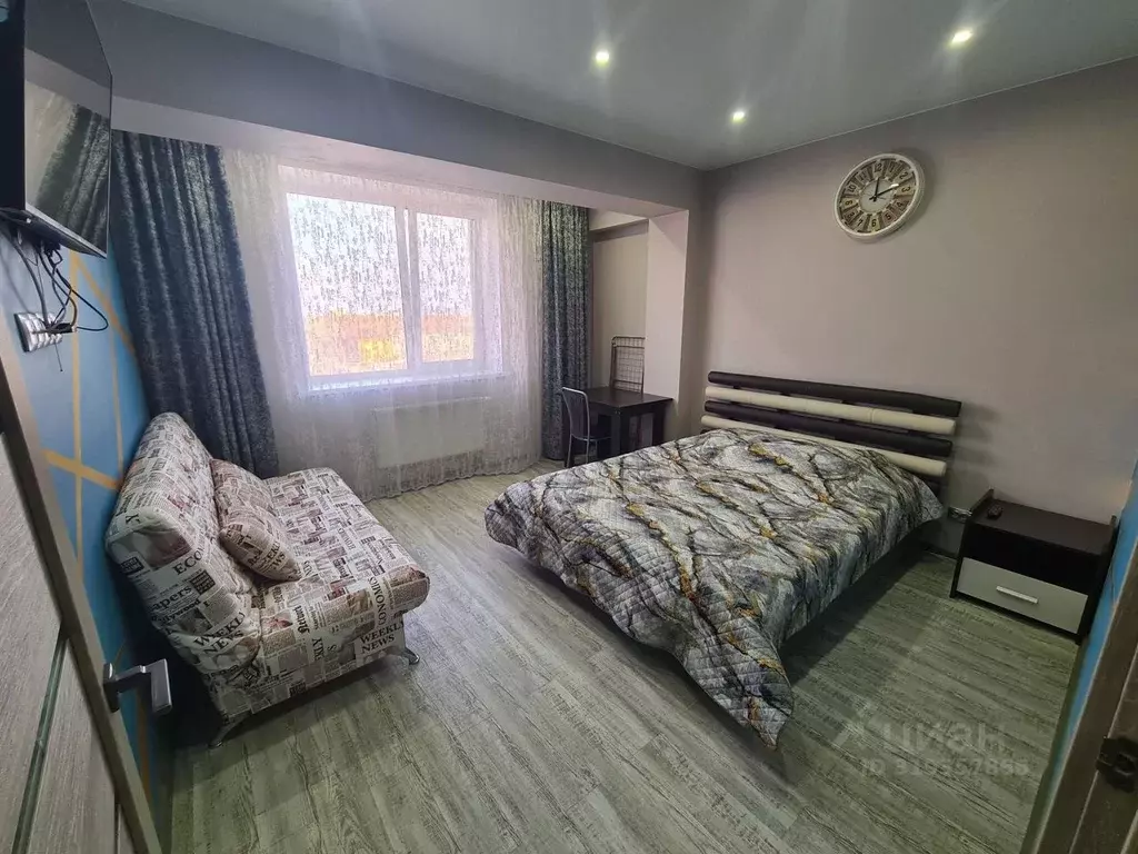 2-к кв. Хакасия, Абакан ул. Чертыгашева, 166 (70.0 м) - Фото 0