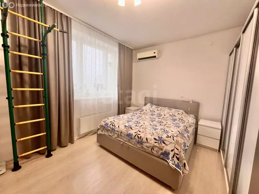 2-комнатная квартира: Тюмень, улица Газовиков, 49 (43.6 м) - Фото 2