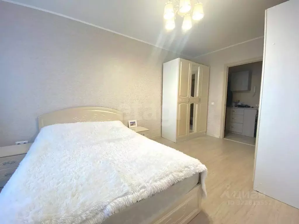 2-к кв. Тюменская область, Тюмень ул. Елизарова, 12 (53.6 м) - Фото 1