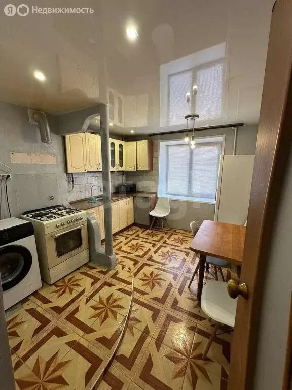 2-комнатная квартира: Сарапул, улица Учхоз, 24Б (52.7 м) - Фото 2