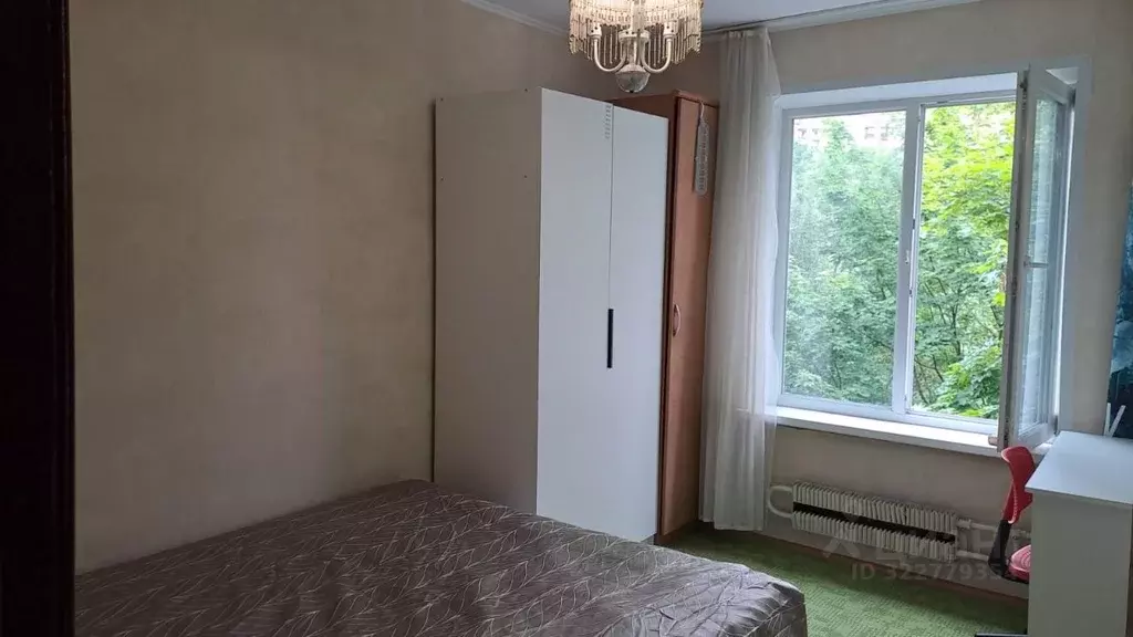 Комната Москва ул. Маршала Малиновского, 5 (14.0 м) - Фото 2