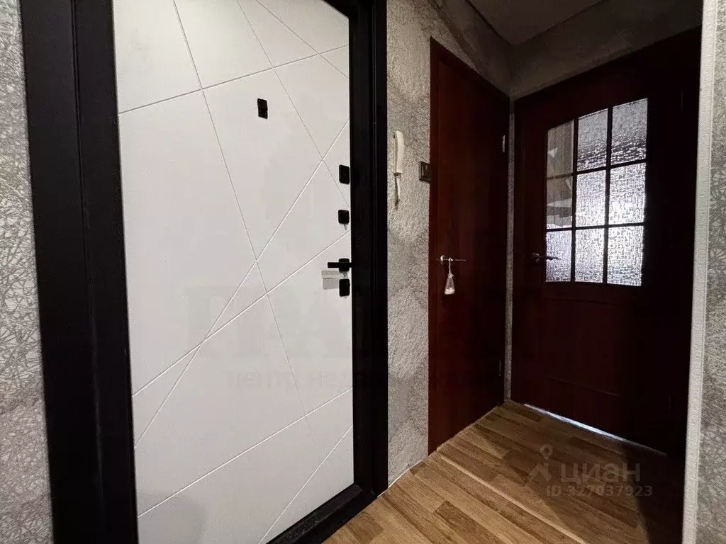 3-к кв. Свердловская область, Асбест ул. Физкультурников, 28 (65.5 м) - Фото 2