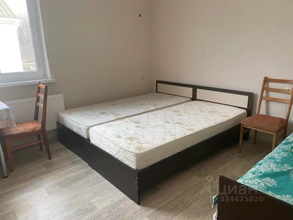 Дом в Крым, Симферопольский район, с. Мирное, Богдановка кв-л  (35 м) - Фото 1