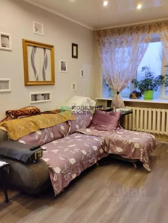 4-к кв. Красноярский край, Красноярск Парашютная ул., 64а (61.2 м) - Фото 0