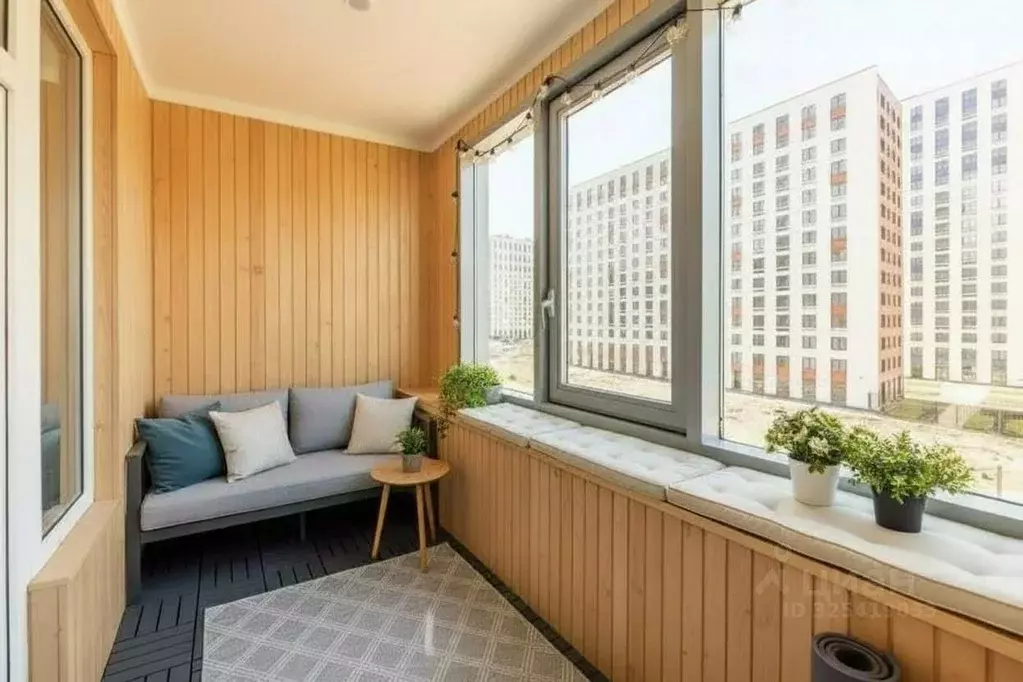 3-к кв. Санкт-Петербург ул. Парфеновская, 9к2 (80.0 м) - Фото 0