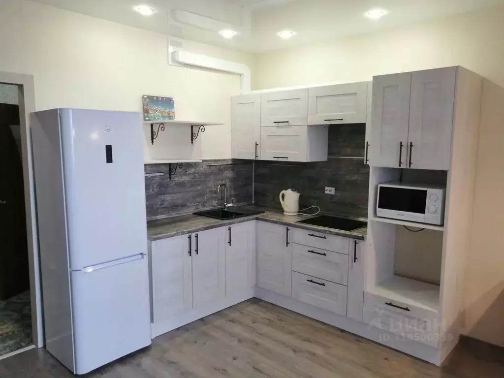 Студия Тюменская область, Тюмень ул. Газопромысловая, 8 (32.0 м) - Фото 0