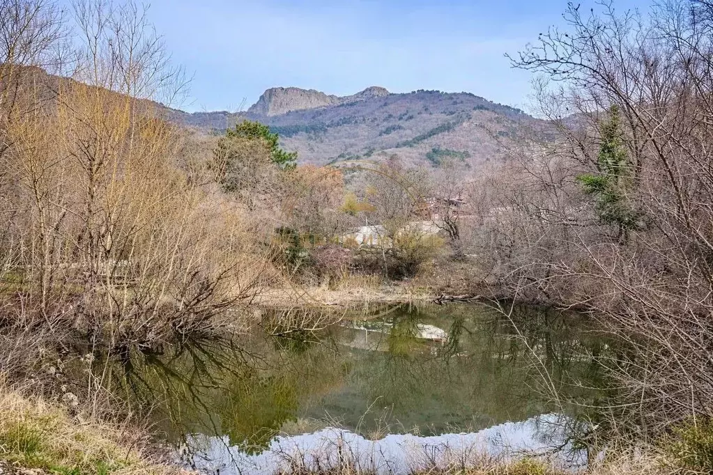 Участок в Крым, Ялта муниципальный округ, Голубой Залив пгт ул. ... - Фото 1