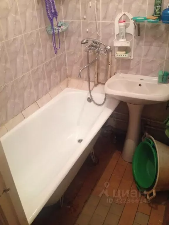 Комната Ханты-Мансийский АО, Нефтеюганск 13-й мкр, 35 (15.5 м) - Фото 0