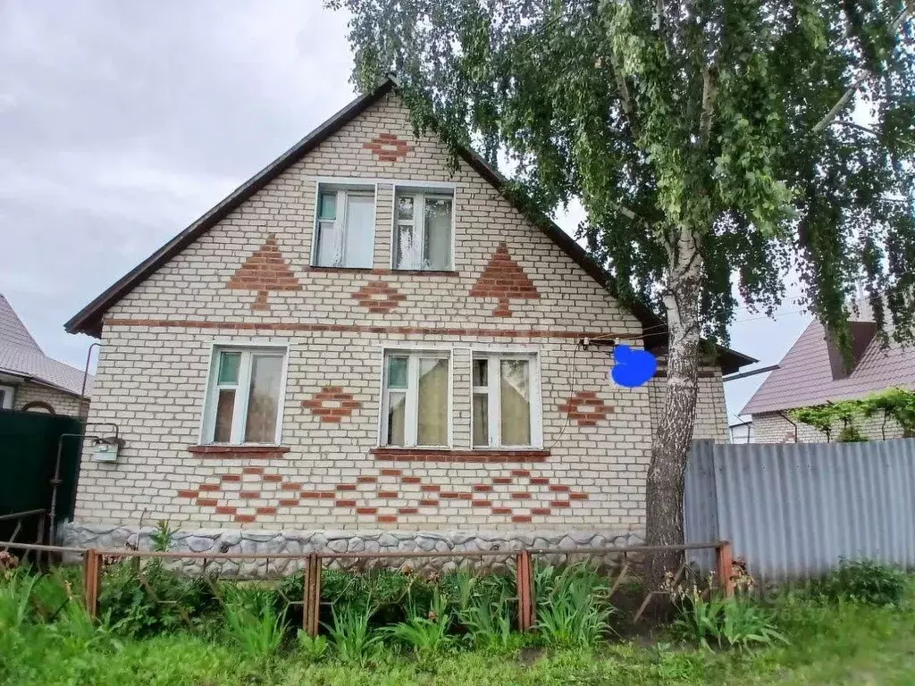Дом в Белгородская область, Валуйки Цветочная ул., 24 (117 м) - Фото 0