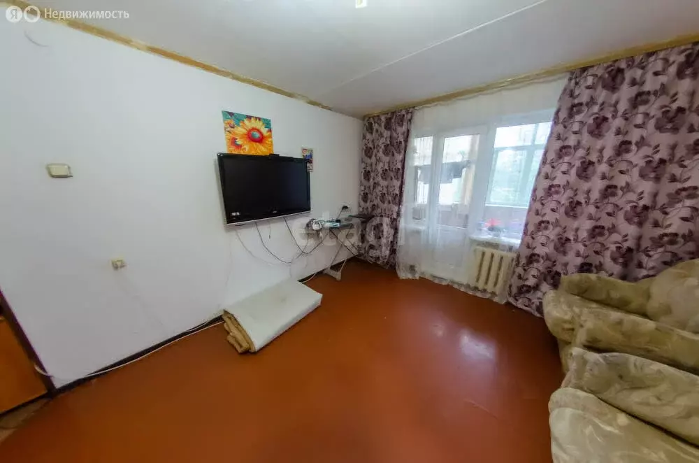 3-комнатная квартира: Шадринск, улица Автомобилистов, 74 (58.9 м) - Фото 1