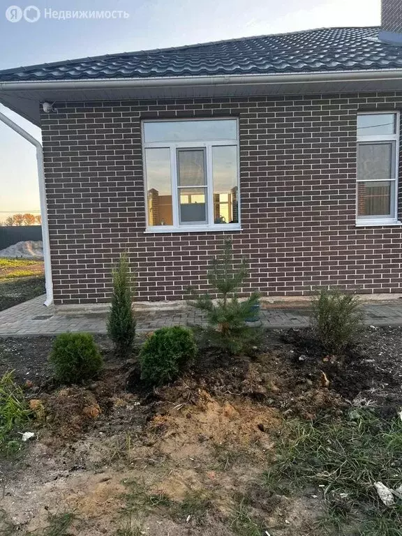 Дом в Новомосковск, Родниковая улица (150 м) - Фото 1