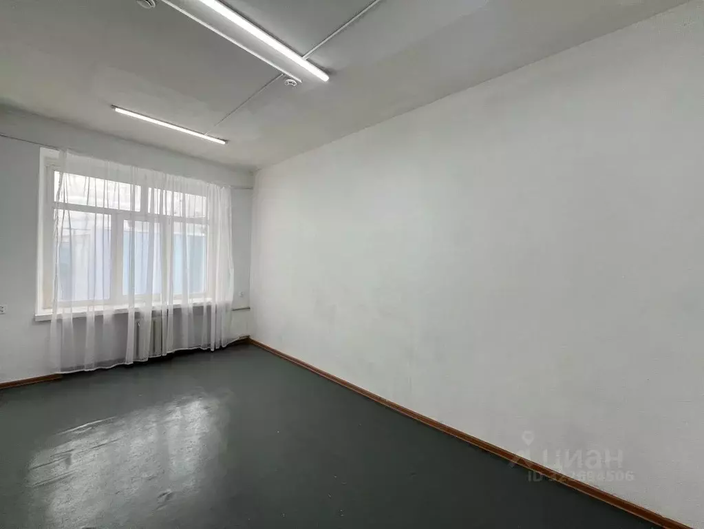 Офис в Татарстан, Казань ул. Мазита Гафури, 48 (17 м) - Фото 0