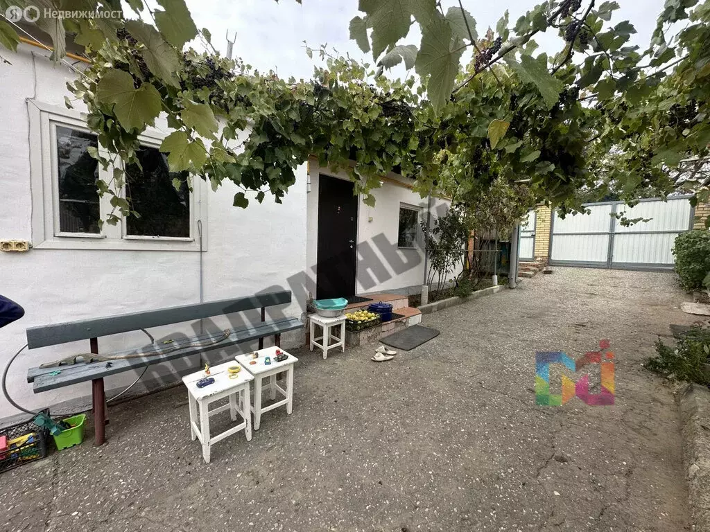Дом в Элиста, улица Бимбаева (64.5 м) - Фото 1