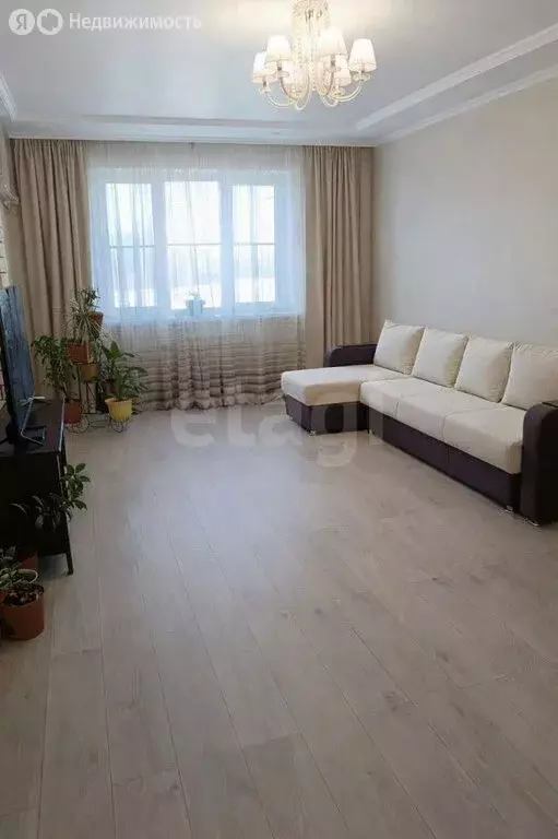 3-комнатная квартира: Белгород, улица Макаренко, 24 (97 м) - Фото 1