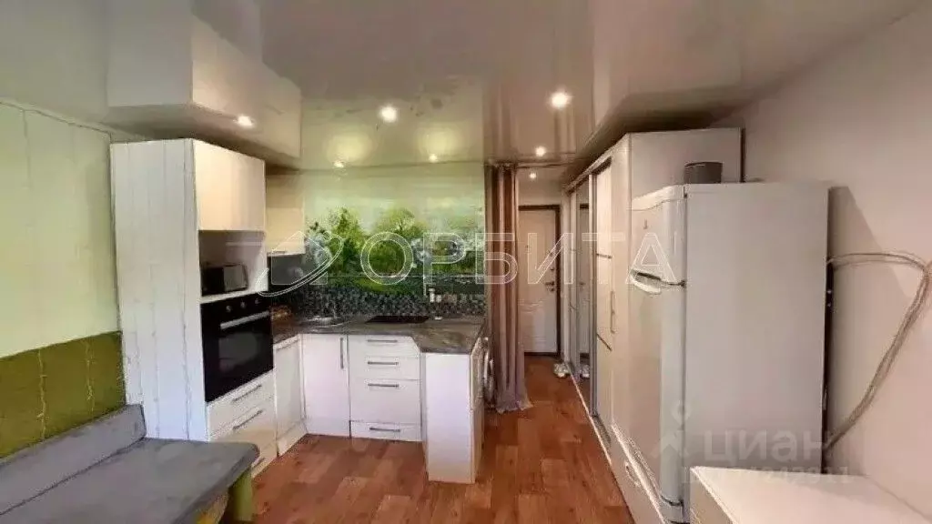 Студия Тюменская область, Тюмень ул. 30 лет Победы, 79 (21.0 м) - Фото 1