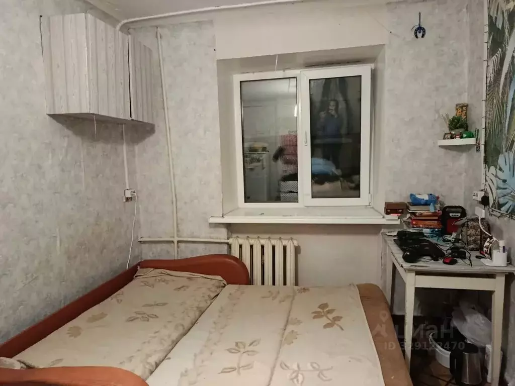 Комната Омская область, Омск ул. Петра Ильичева, 2 (13.0 м) - Фото 1