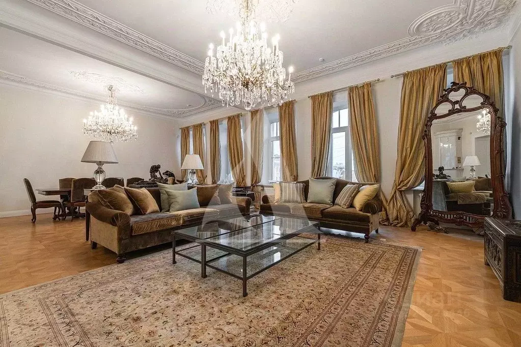 5-к кв. Санкт-Петербург Кирочная ул., 45 (222.7 м) - Фото 1