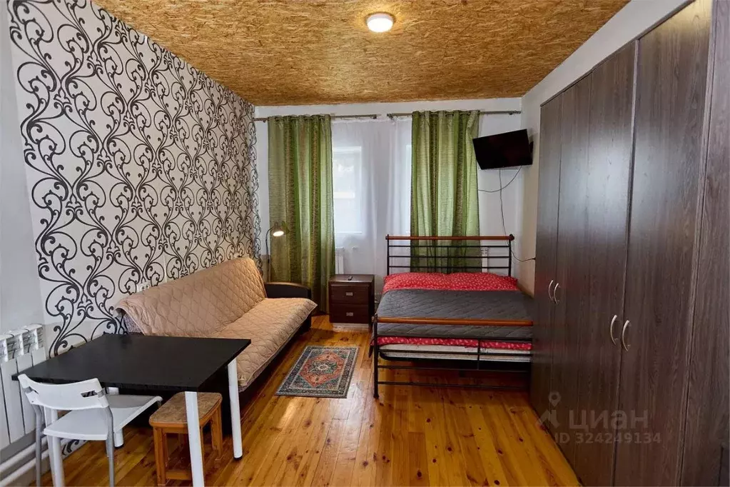 Дом в Алтай, Майминский район, Усть-Мунинское с/пос, пос. Барангол ул. ... - Фото 1