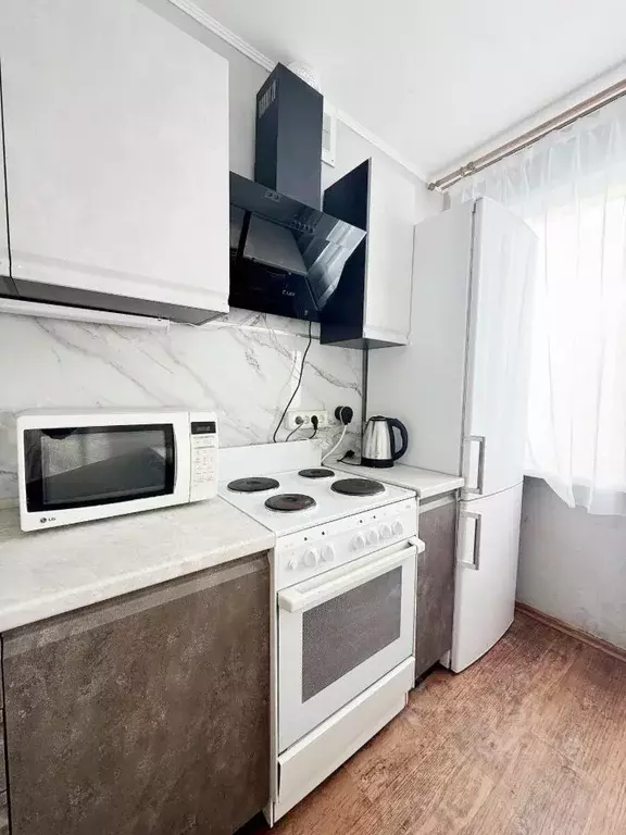 3-к кв. Новосибирская область, Новосибирск ул. Федосеева, 1 (61.0 м) - Фото 1
