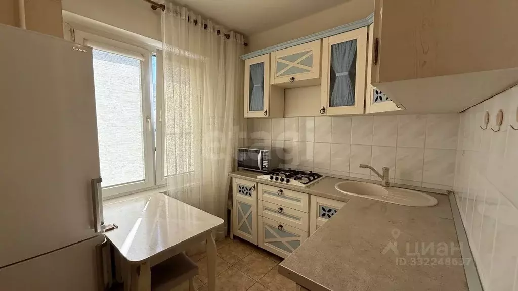 3-к кв. Дагестан, Махачкала ул. Гагарина, 50 (50.0 м) - Фото 1