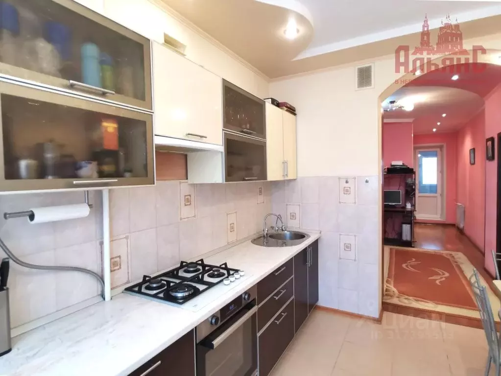 2-к кв. Астраханская область, Астрахань ул. Куликова, 77 (65.0 м) - Фото 0