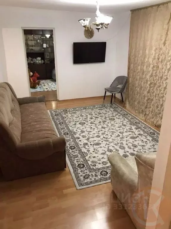 Дом в Крым, Симферополь ул. Кизиловая, 45 (100 м) - Фото 1