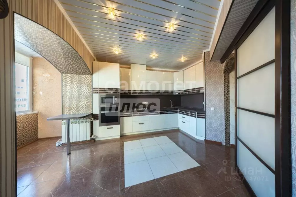 2-к кв. Брянская область, Брянск ул. Ромашина, 58к2 (69.6 м) - Фото 2