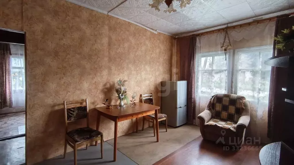 2-к кв. Псковская область, Остров ул. Гастелло, 5 (32.3 м) - Фото 1