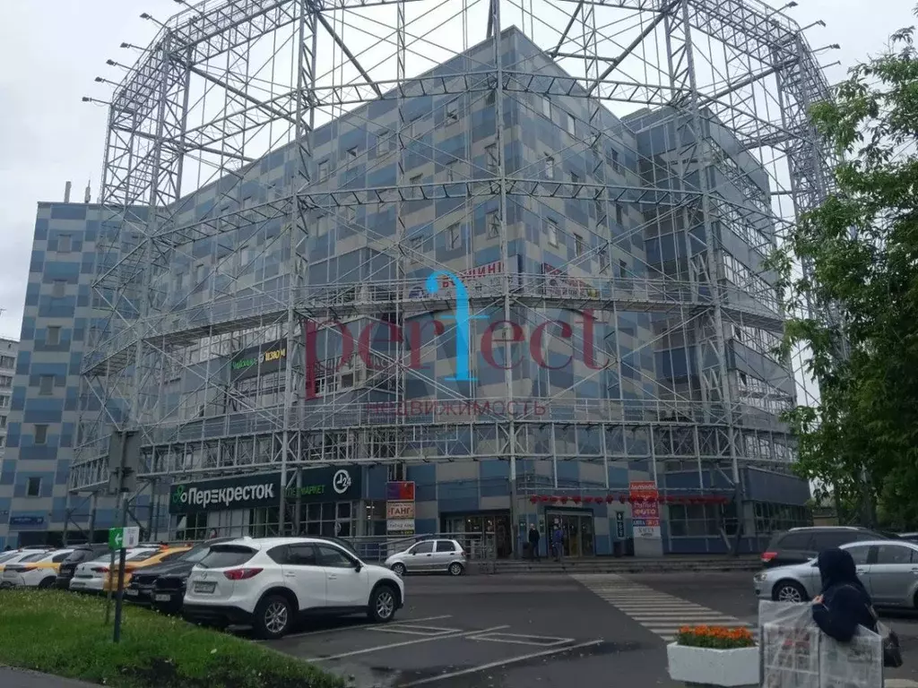 Аренда 2011.2 м2 ПСН в Торговом центре Гвоздь на Андропова - Фото 1