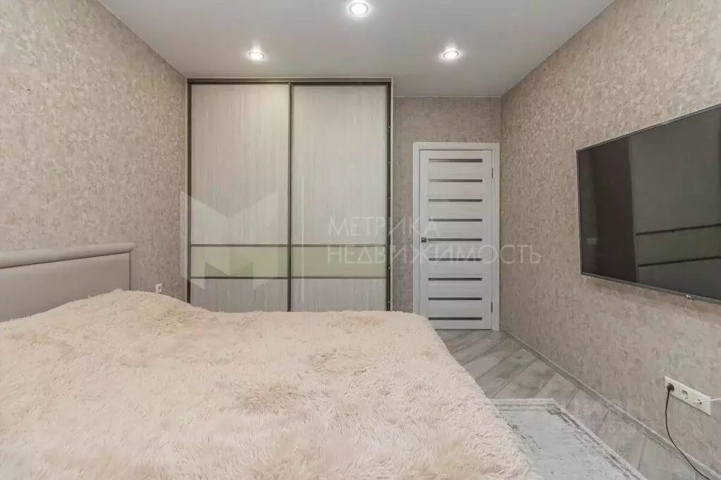 2-к кв. Тюменская область, Тюмень ул. Константина Посьета, 12 (58.4 м) - Фото 1