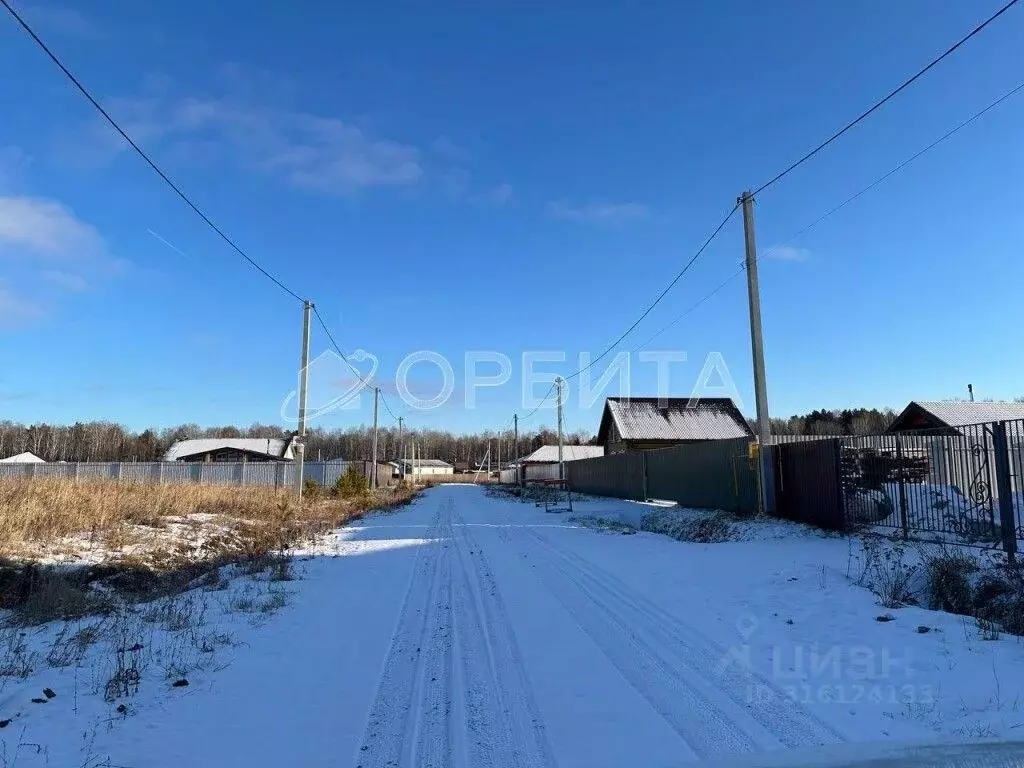 Участок в Тюменская область, Тюменский район, д. Ушакова ул. ... - Фото 0