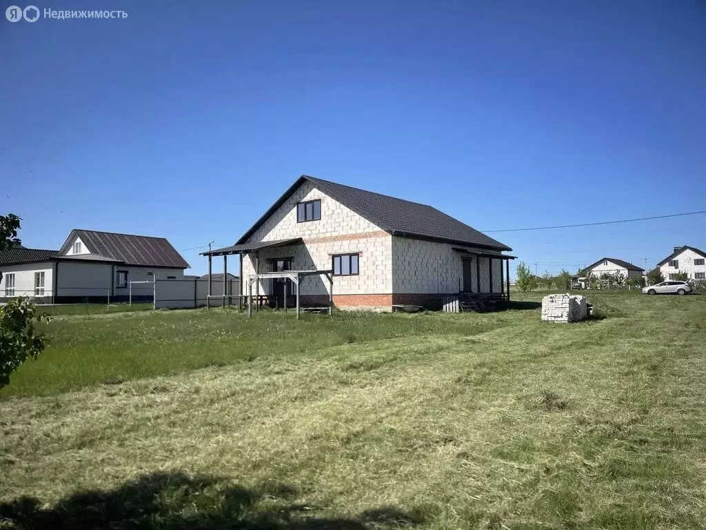 Дом в село Стрелецкое, Юбилейная улица, 3 (147 м) - Фото 1