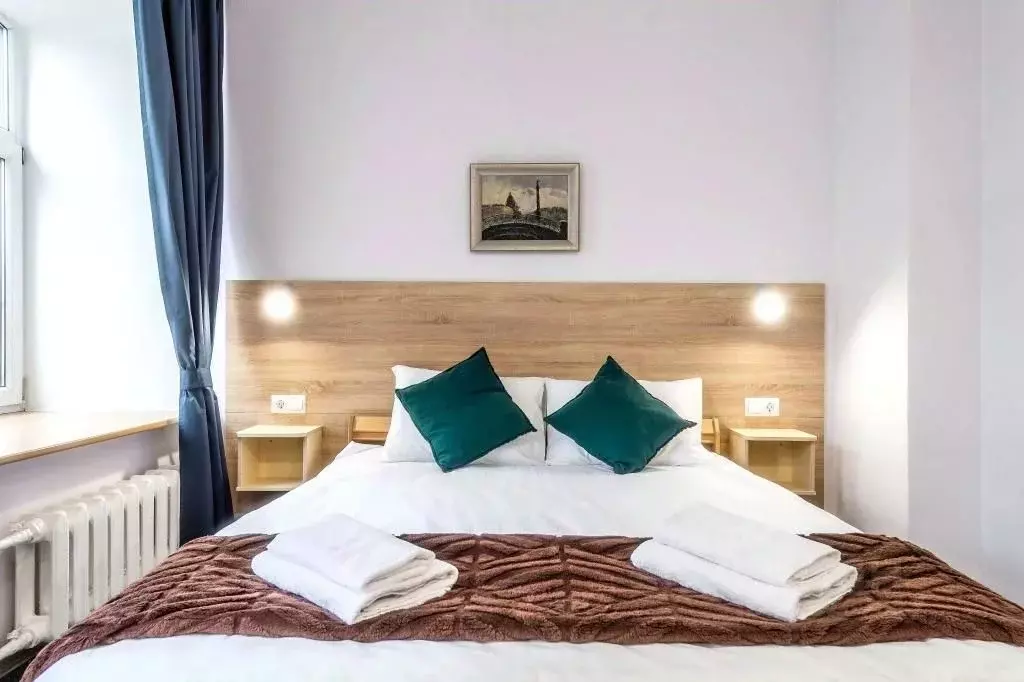 Комната Санкт-Петербург Греческий просп., 13 (10.0 м) - Фото 0