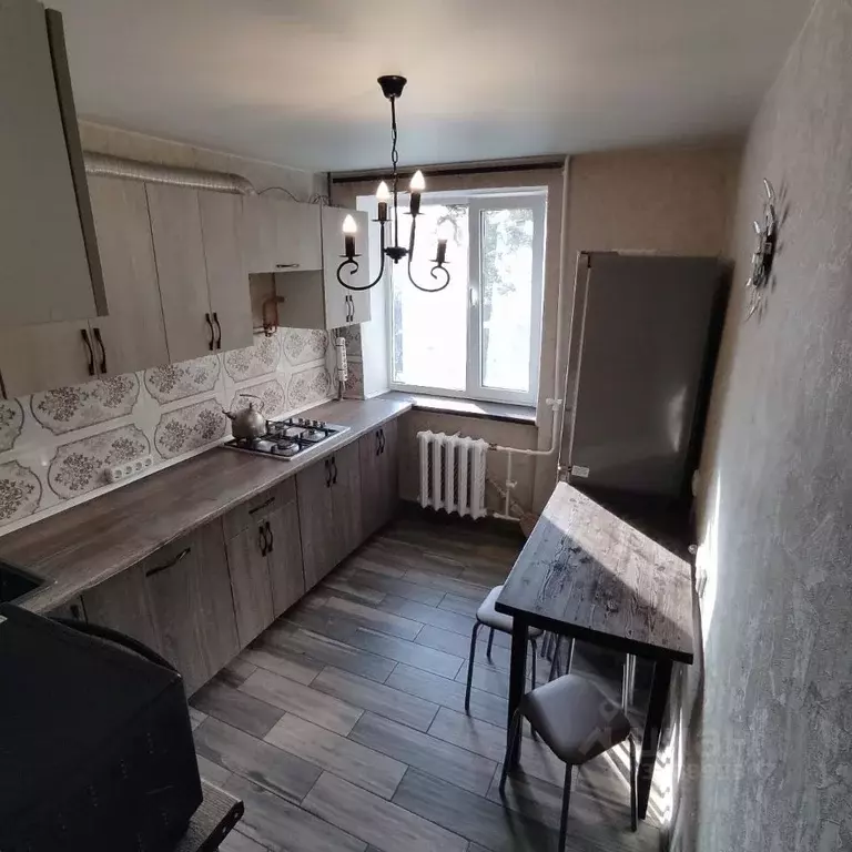 3-к кв. Крым, Симферополь ул. Имени Мате Залки, 7 (65.0 м) - Фото 1