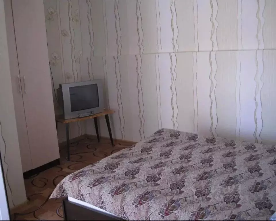 Комната Краснодарский край, Геленджик ул. Сипягина, 1 - Фото 1