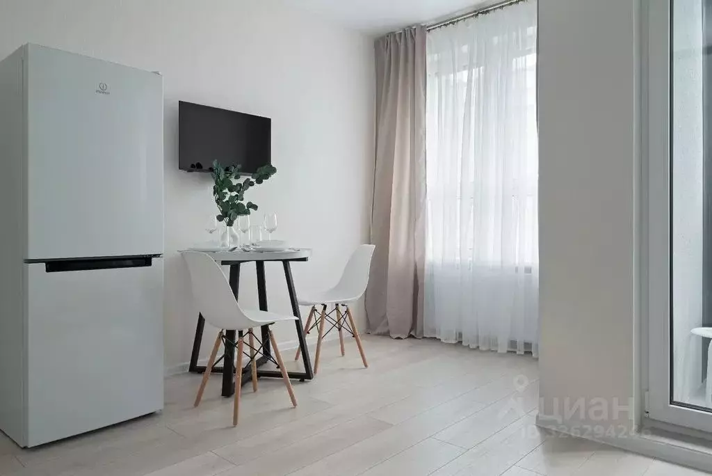 Студия Санкт-Петербург бул. Головнина, 6к1 (27.0 м) - Фото 2