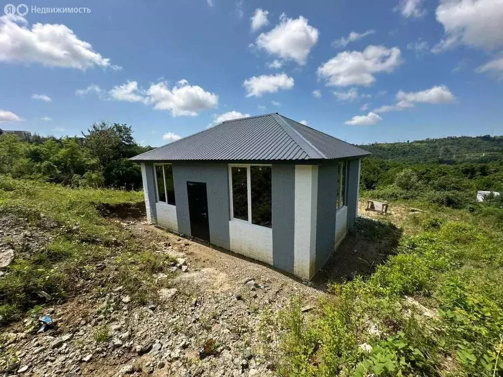Дом в село Нижняя Шиловка, улица Мясникяна (43 м) - Фото 0