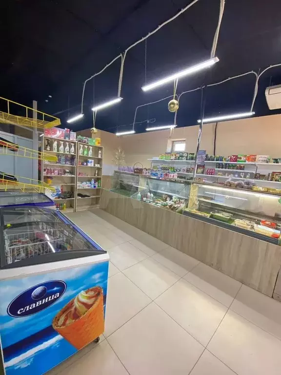 Продам торговое помещение, 46 м - Фото 0