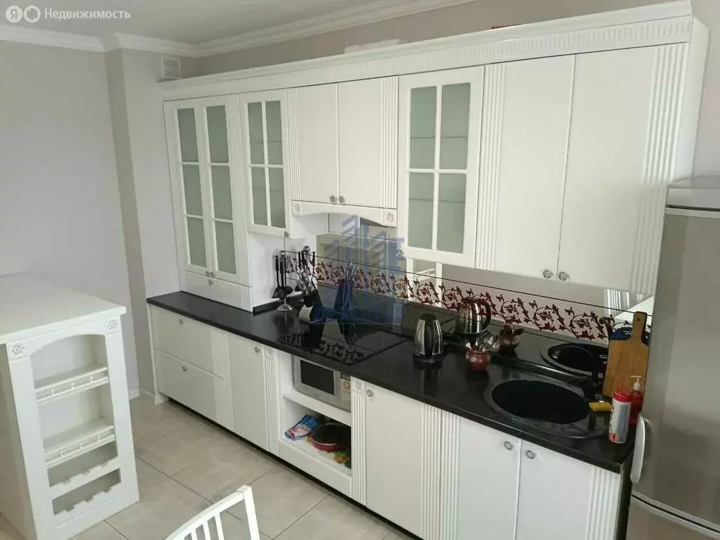 2-комнатная квартира: Чебоксары, улица Пирогова, 2к2 (76 м) - Фото 0
