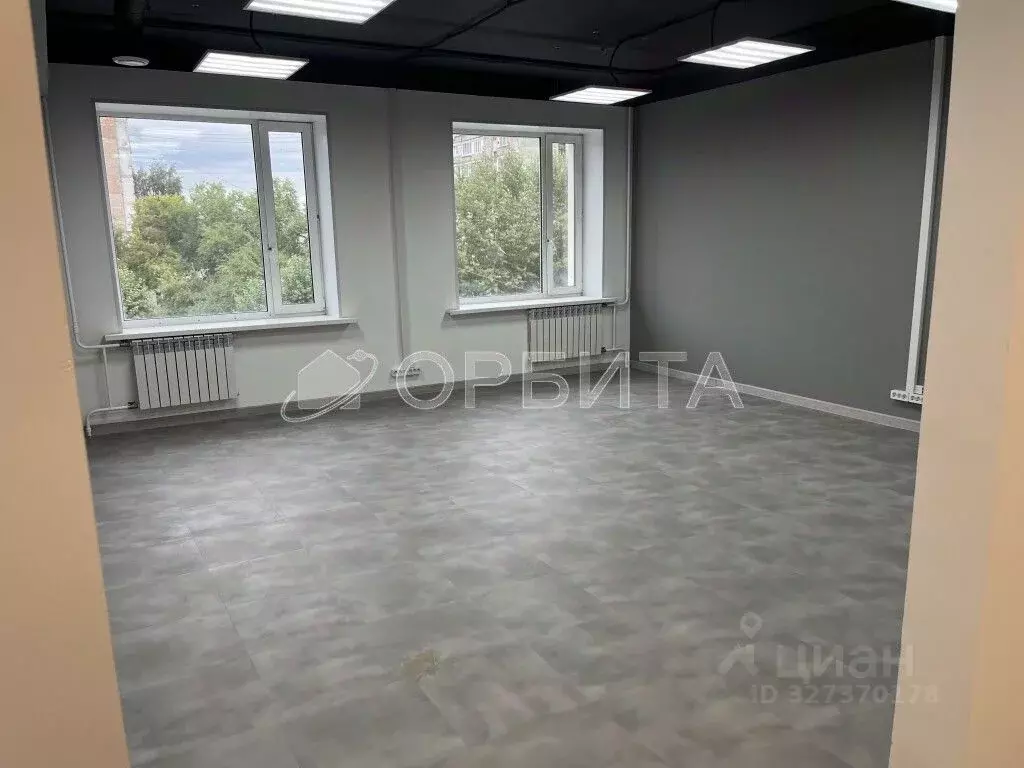 Офис в Тюменская область, Тюмень ул. Республики, 250Б (303 м) - Фото 2