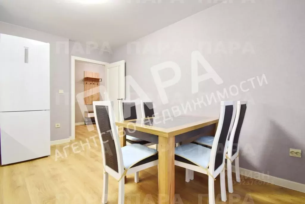 2-к кв. Самарская область, Самара Революционная ул., 101Г (70.0 м) - Фото 2