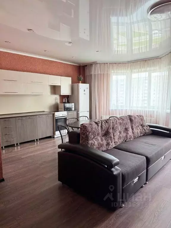 2-к кв. Хакасия, Абакан ул. Некрасова, 39 (69.0 м) - Фото 0